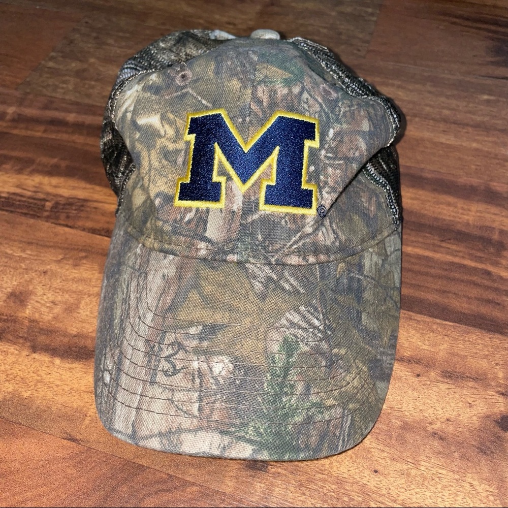 U of M Hat